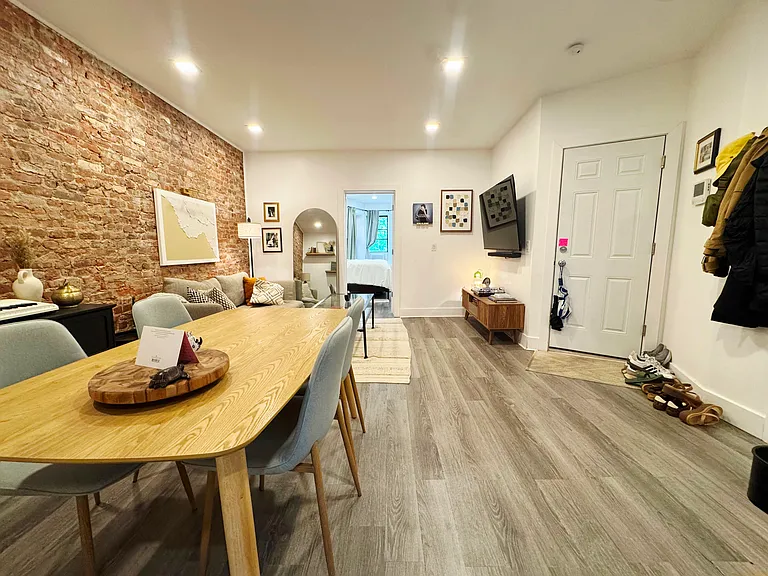 308 5th St #2 — Photo 3