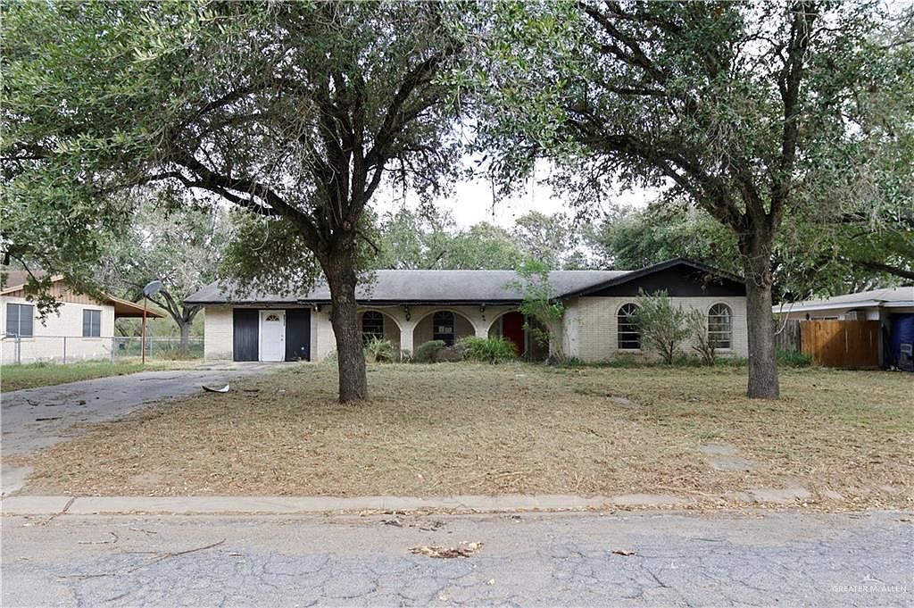 1104 W Blucher St, Falfurrias, TX 78355 Zillow