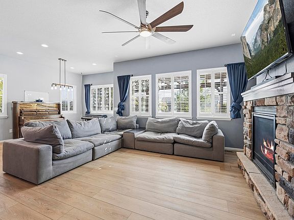 4th image of 6433 Tuxedo Park Rd