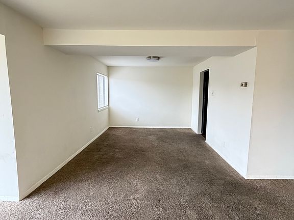3rd image of 18904 Mills Choice Rd APT 4