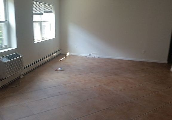 5th image of 3432 41st St #D1
