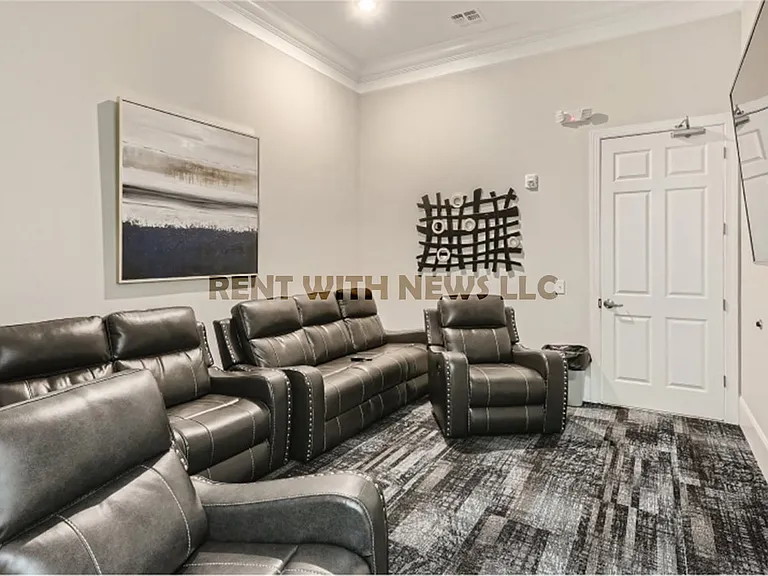5124 Anamosa St — Photo 53