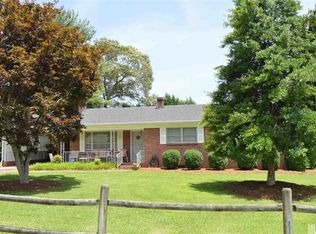 2308 13th Street Dr NE, Hickory, NC 28601