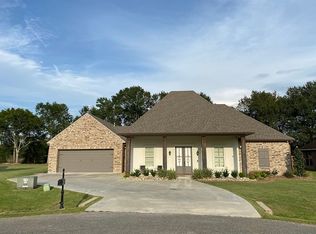 211 Crepe Myrtle Ln, Duson, LA 70529