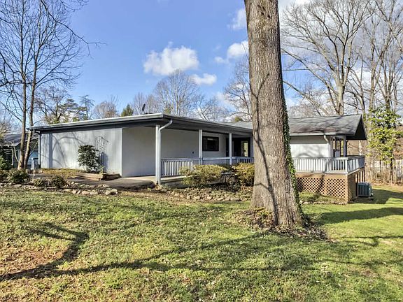 2nd image of 5517 Pinellas Dr