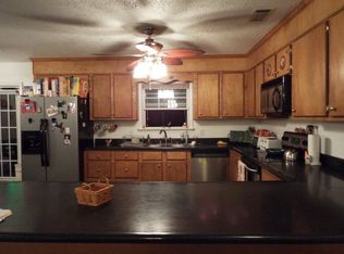 501 Mark Burns Rd, Tarrytown, GA 30470