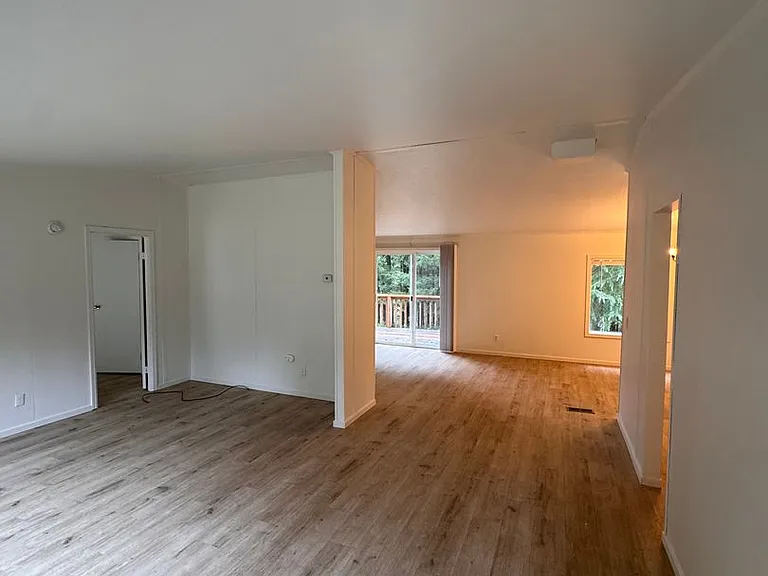39013 NE 207th Ave — Photo 2