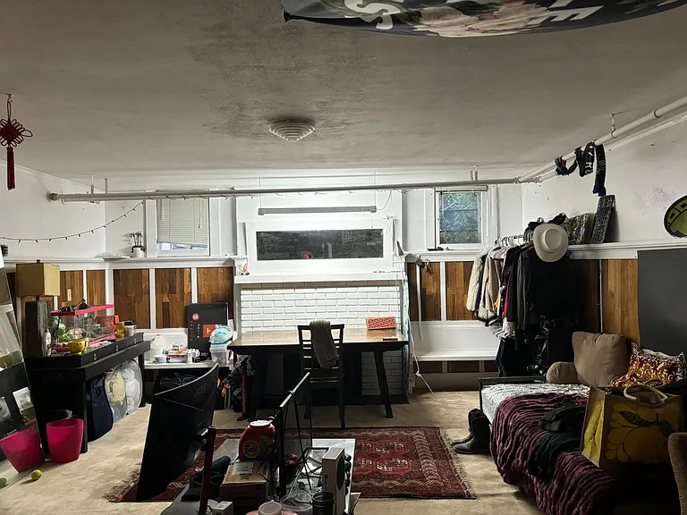 69 S University St — Photo 15