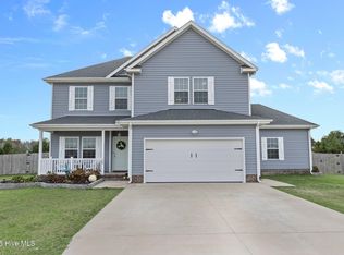 109 Holly Ridge Dr, Moyock, NC 27958
