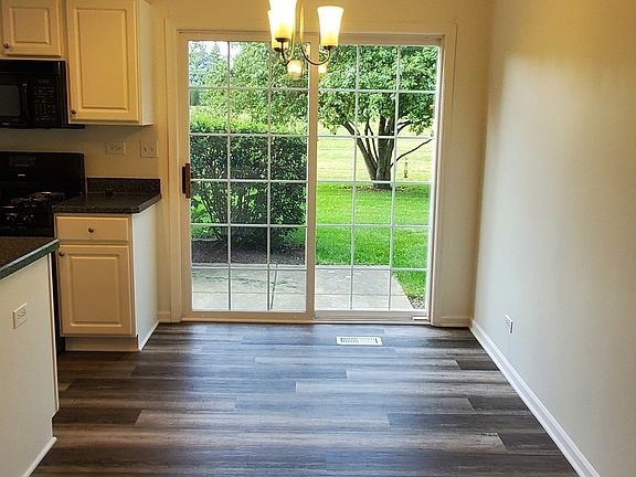 2nd image of 644 Lancaster Dr