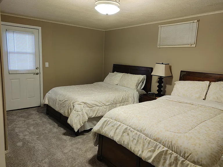 Second bedroom - can be converted to an office space - one bed has been removed