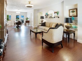 254 SW 6th St, Dania Beach, FL 33004