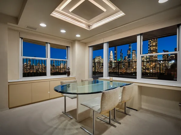 80 Central Park West image 11 of 18