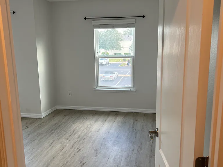 600 Northern Way #1005 — Photo 18