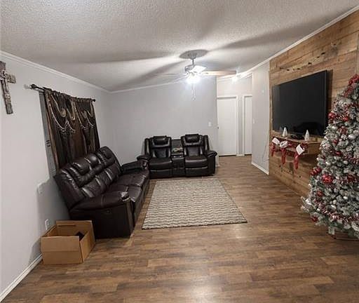 3rd image of 1203 Jade St