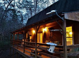 158 Tall Timber Dr, Franklin, NC 28734