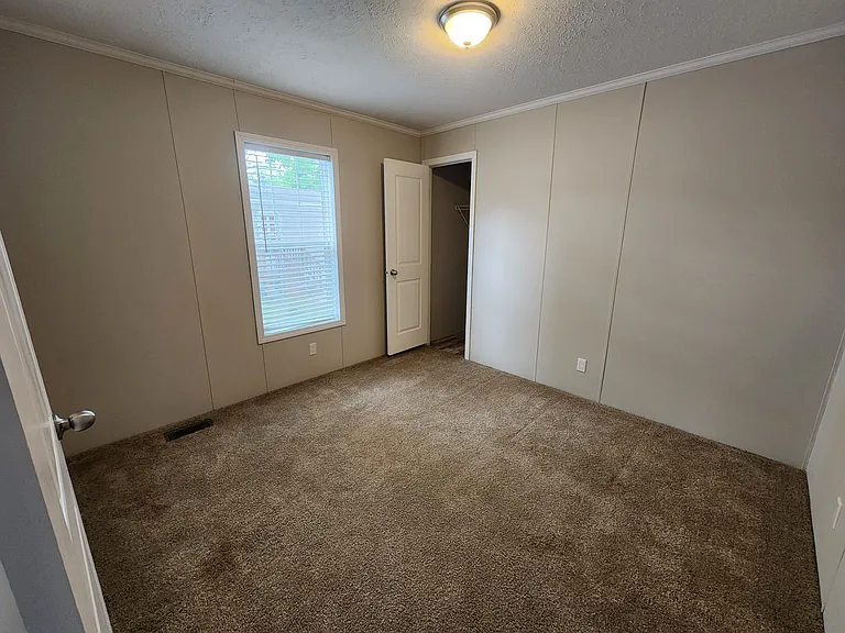 Belle Villa Lake — Photo 13