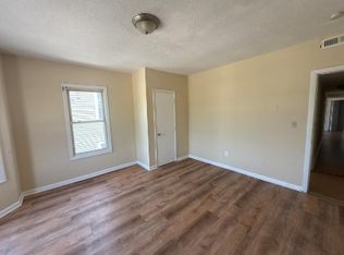 701 S Main St APT 3B, Waterbury, CT 06706