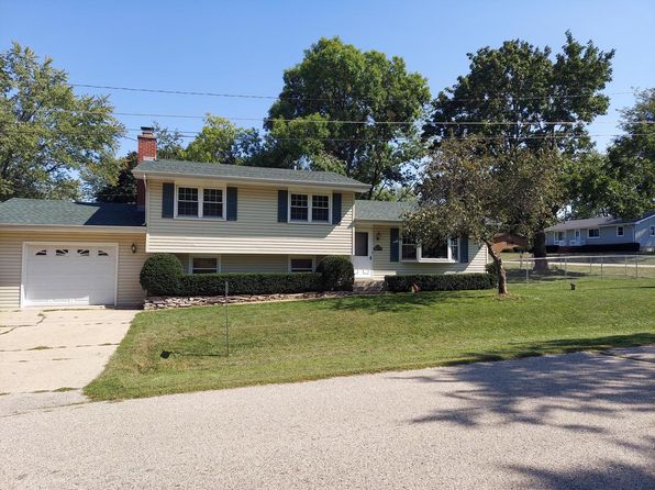 homes for sale in twin lakes wi