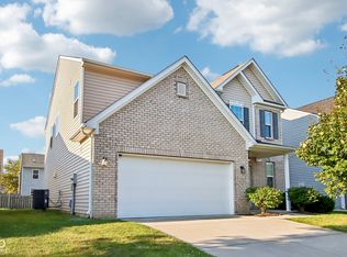 5779 Blue Sky Dr, Whitestown, IN 46075