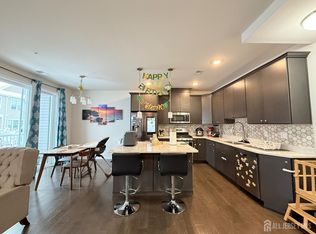 102 Dickson Ct, Highland Park, NJ 08904