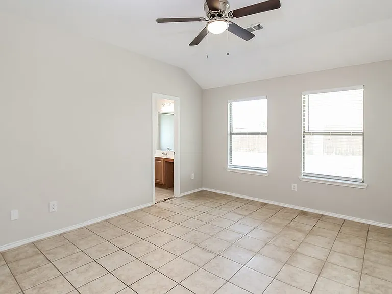 129 Arbordale Way — Photo 9