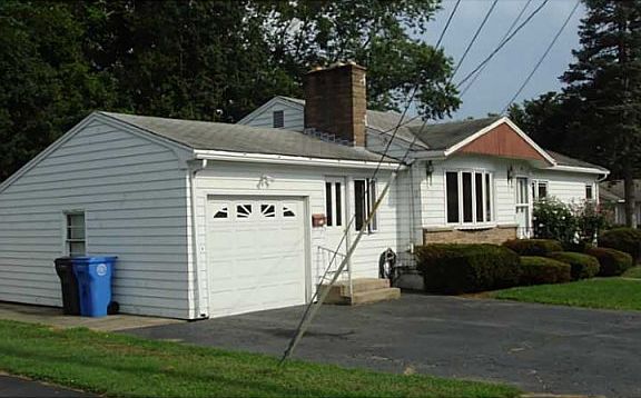 3rd image of 18 Lovevine Dr