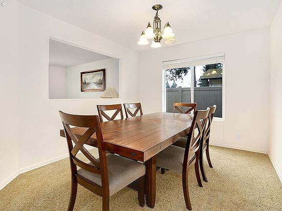 4th image of 10402 NE 92nd Ave