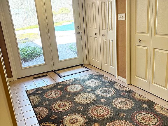 4th image of 4400 W Pike Rd