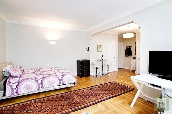 Rented by Halstead Real Estate | media 18