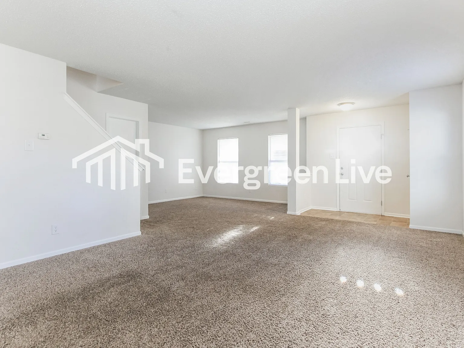 3 bed, 2.5 bath, 2446 sqft, $1,795 — Photo 4