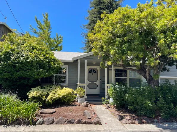 107 Holcomb Ave #A, Larkspur, CA 94939