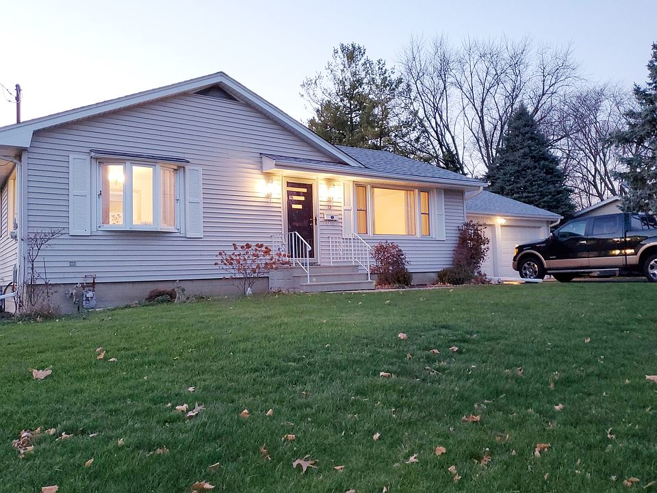 1st image of 12 N Cherrytree Ct