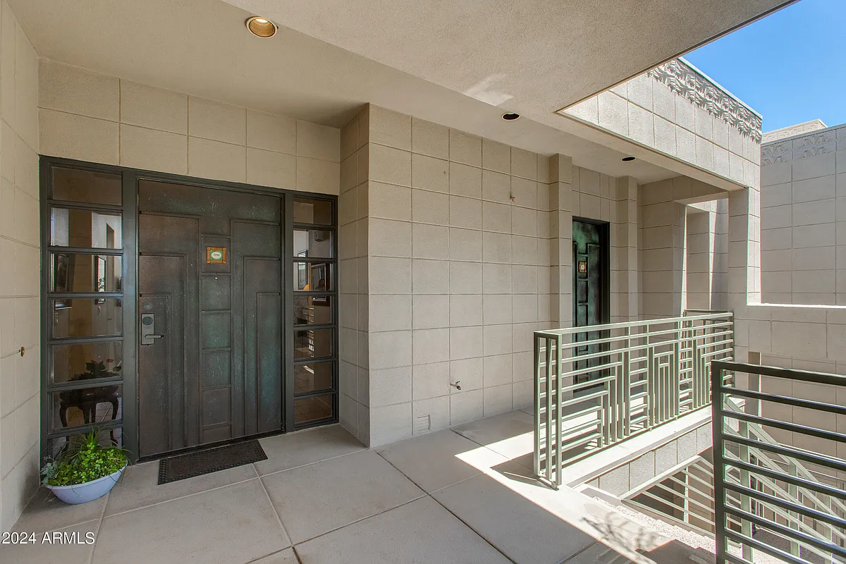 Building Photo - 2802 E Camino Acequia Dr #58