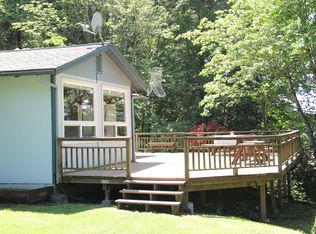 438 Bar L Ranch Rd, Glide, OR 97443