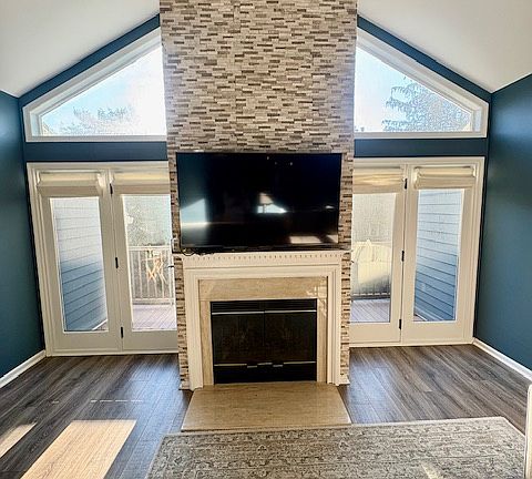 5th image of 231 Cambridge Dr Unit 231