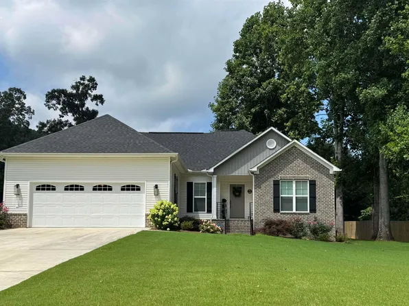 10 Deer Run Rd, Guntersville, AL 35976