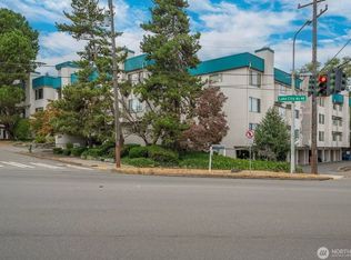 1740 NE 86th St APT 304, Seattle, WA 98115