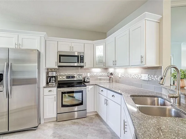 8385 Excalibur Cir #G3 — Photo 6