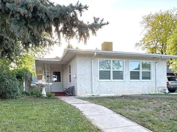 107 Creston Dr, Pueblo, CO 81004