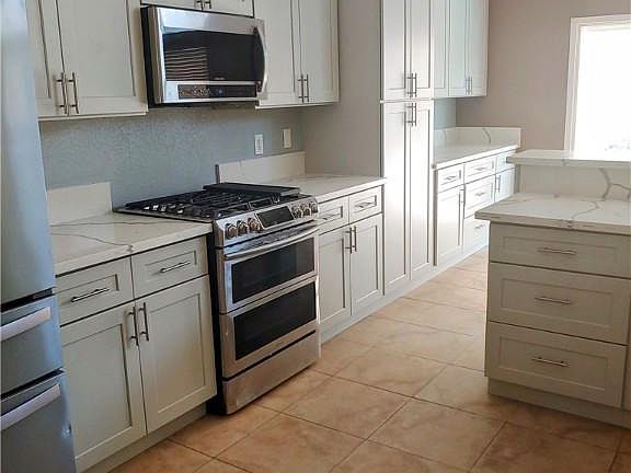 4th image of 8005 Jo Marcy Dr