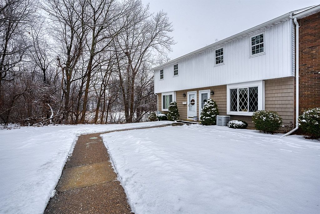 319 Blisswood Village Dr 319, Ludlow, MA 01056 Zillow