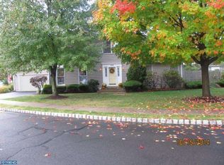525 Palmer Farm Dr, Yardley, PA