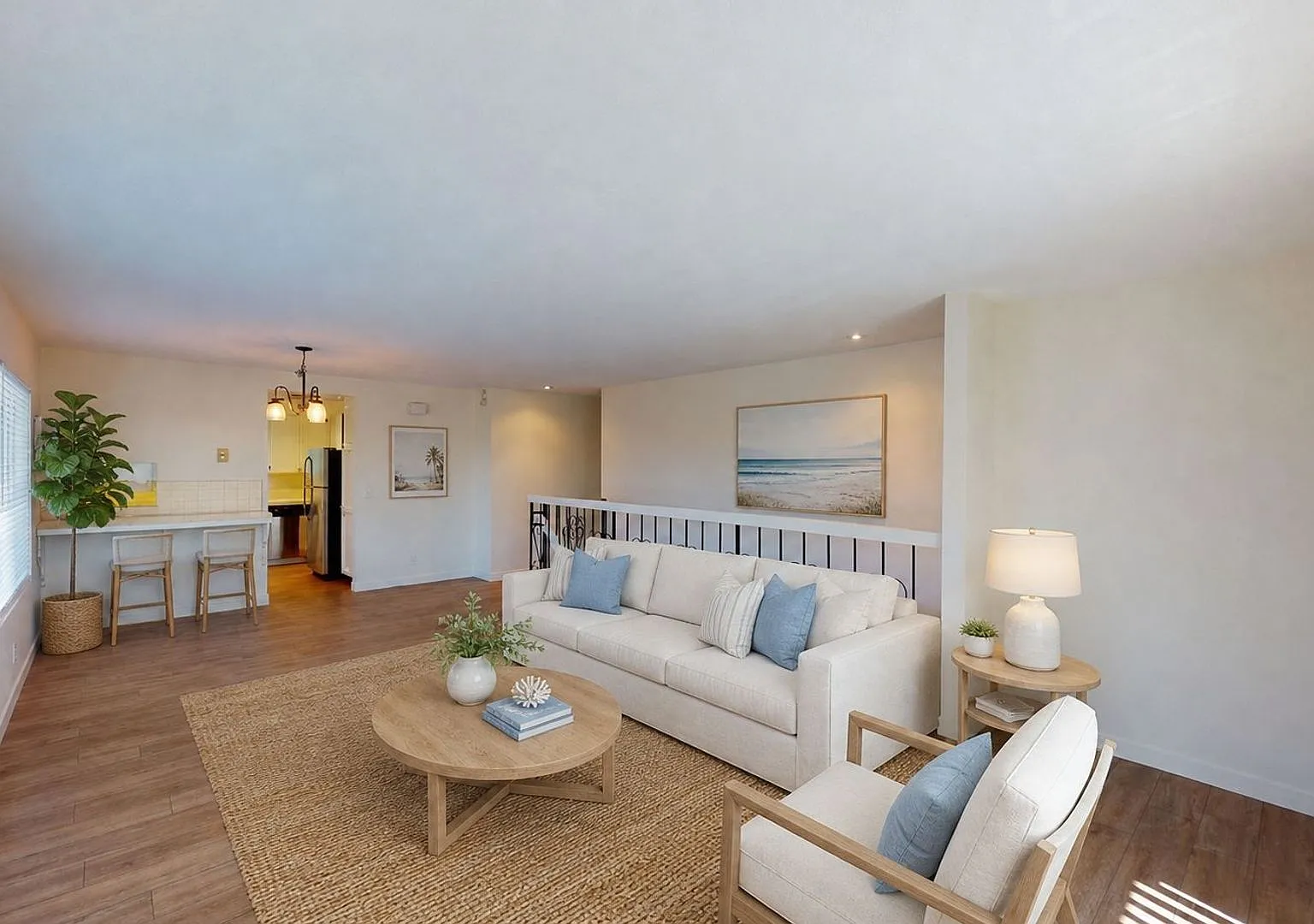2 bed, 1.5 bath, 1168 sqft, $3,000 — Photo 2