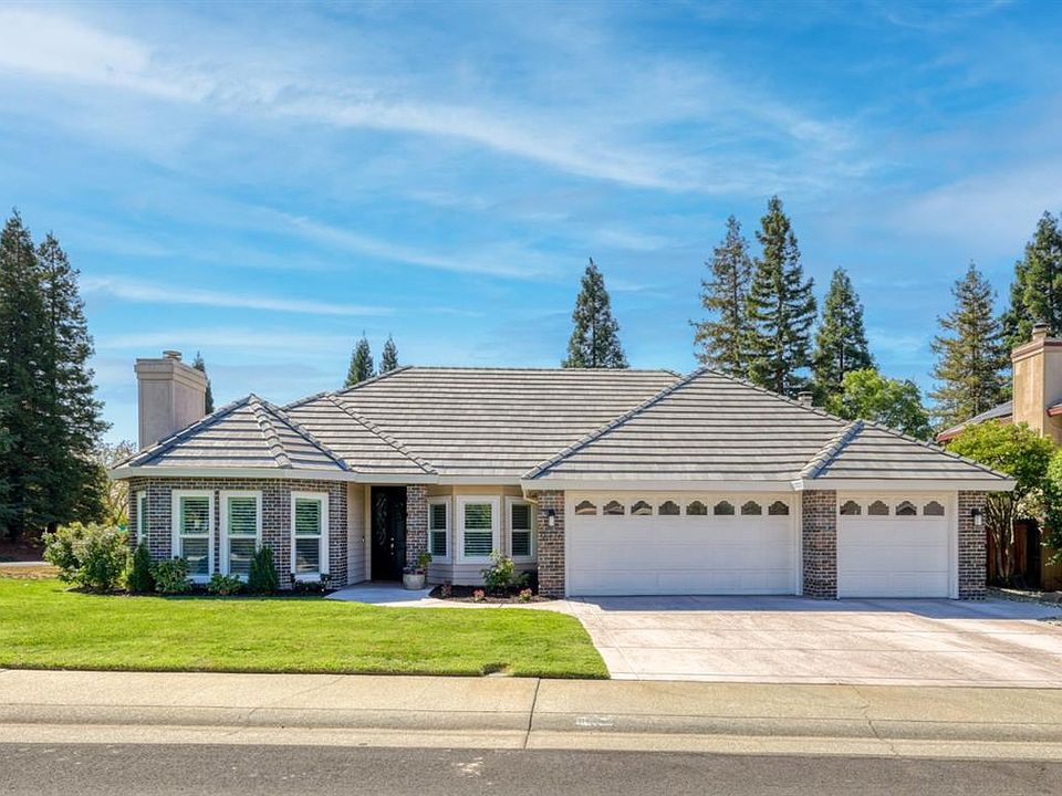 1st image of 9376 Wellington Way
