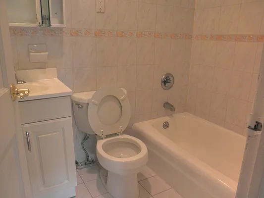 Rented by RV Realty | media 16