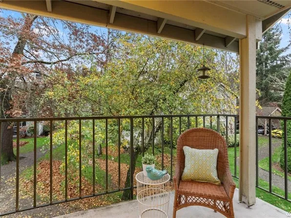 755 5th Ave NW APT A204, Issaquah, WA 98027