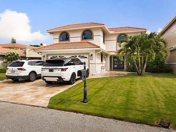 3rd image of 9112 Villa Portofino Circle