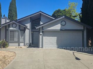 385 Portsmouth Ave, Vacaville, CA 95687