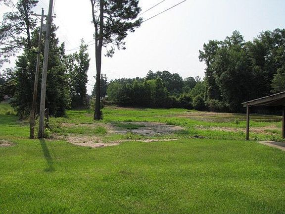 4th image of 3853 Highway 26 W